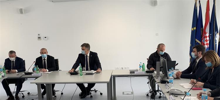 Premijer Plenković: Kanalizirati napore prema fazi oporavka